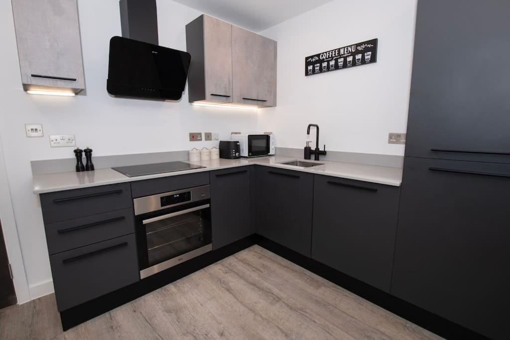 Deluxe 2 Bed York Flat With Gym Sleeps 6 Διαμέρισμα Εξωτερικό φωτογραφία