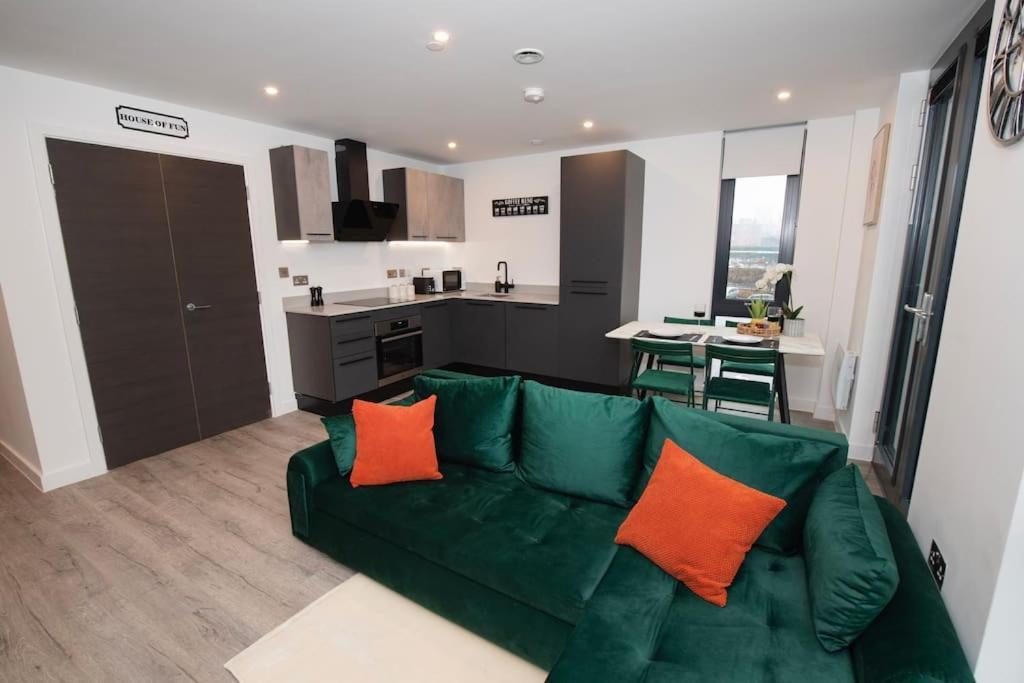 Deluxe 2 Bed York Flat With Gym Sleeps 6 Διαμέρισμα Εξωτερικό φωτογραφία